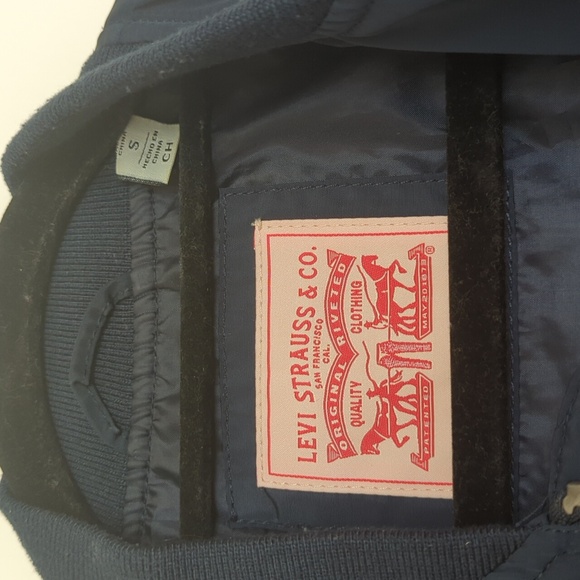 Levi's navy blue bomber jacket - Picture 3 of 4